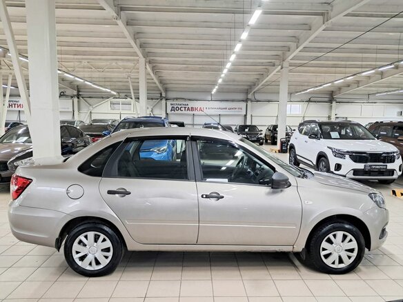 2019 Lada (ВАЗ) Granta I Рестайлинг, бежевый - вид 3
