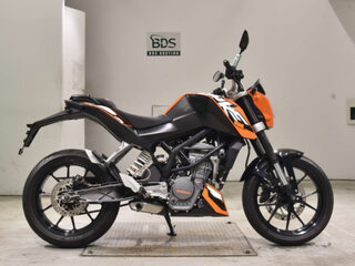 2016 KTM 200 Duke, оранжевый, 235000 рублей, вид 4