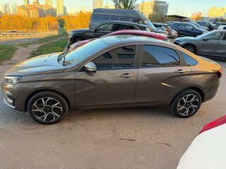 2024 Lada (ВАЗ) Vesta I Рестайлинг (NG), коричневый, 1400000 рублей, вид 4