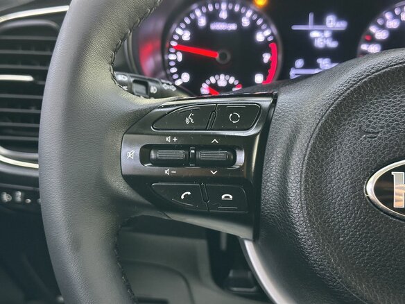 2018 Kia Rio IV, серебристый, 1465000 рублей - вид 18