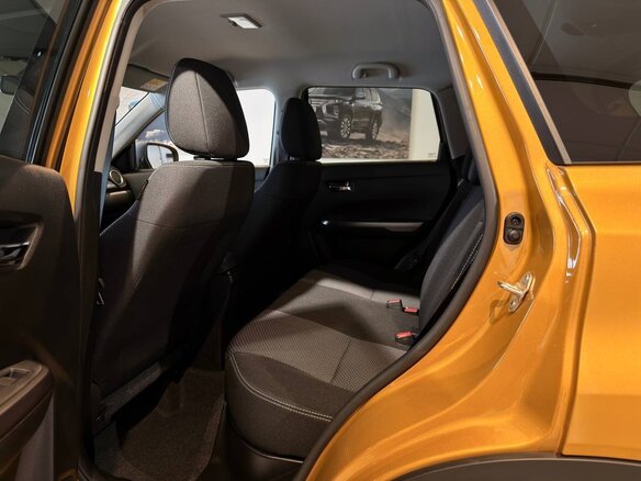 2025 Suzuki Vitara MHEV II Рестайлинг 2, золотистый, 3499000 рублей - вид 24
