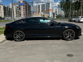 2022 Audi A5 Sportback 40 TFSI II (F5) Рестайлинг, чёрный, 4800000 рублей, вид 4