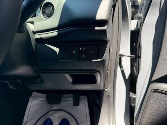 2022 Honda Vezel II, серый, 2200000 рублей - вид 10