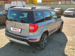 2017 Skoda Yeti I Рестайлинг, бежевый, 1950000 рублей, вид 4