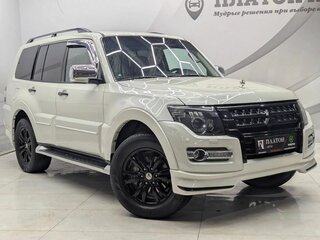 2019 Mitsubishi Pajero IV Рестайлинг 2, белый, 3345000 рублей, вид 3