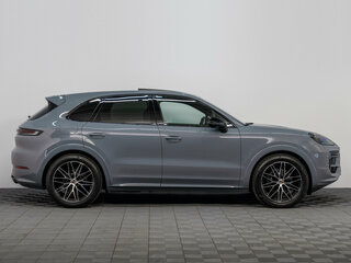 2026 Porsche Cayenne III Рестайлинг, серый, 18090000 рублей, вид 4