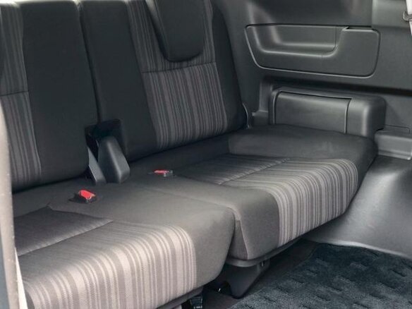 2017 Honda Freed II, синий, 970999 рублей - вид 30