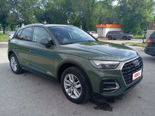 2021 Audi Q5 45 TFSI II (FY) Рестайлинг, зелёный, 3550000 рублей, вид 2