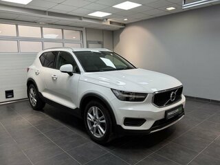 2020 Volvo XC40 I, белый, 3200000 рублей, вид 3