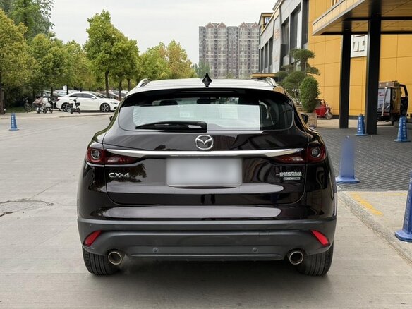 2020 Mazda CX-4 I Рестайлинг, пурпурный, 1800000 рублей - вид 5