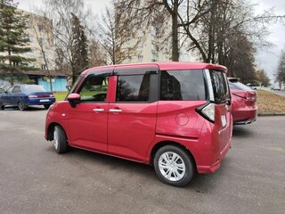 2019 Toyota Tank I, красный, 1020000 рублей, вид 2