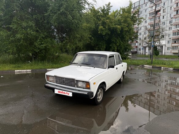 2001 Lada (ВАЗ) 2107, белый