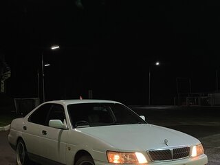 1997 Nissan Laurel VIII (C35), белый, 850000 рублей, вид 1