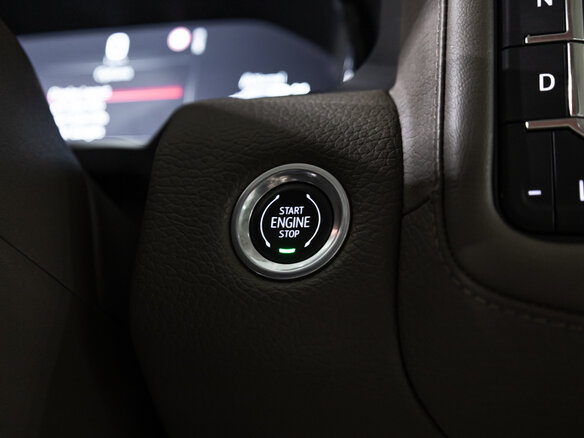 2022 GMC Yukon V, чёрный, 7050103 рублей - вид 27
