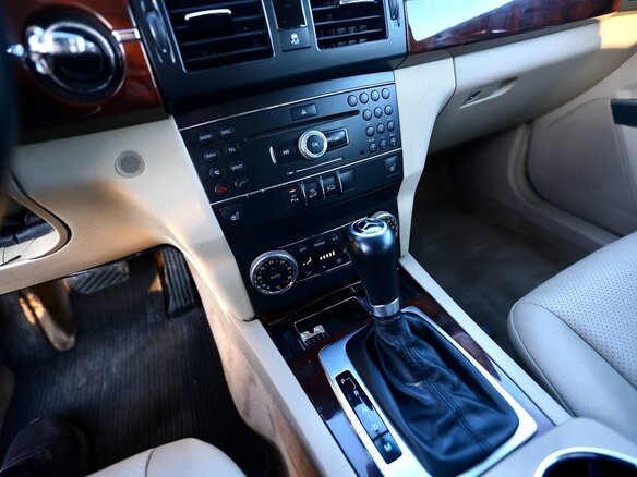 2011 Mercedes-Benz GLK-Класс 300 I (X204), золотистый, 1300000 рублей - вид 9