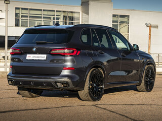 2022 BMW X5 40i IV (G05/G18), серый, 8500000 рублей, вид 5