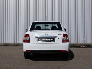 2015 Lada (ВАЗ) Priora I Рестайлинг, белый, 629000 рублей, вид 4