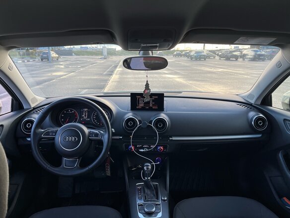 2013 Audi A3 III (8V), белый, 900000 рублей - вид 12