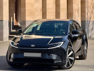 2026 Toyota bZ5 550, чёрный, 4480000 рублей, вид 1