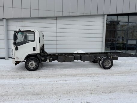 2024 Isuzu Elf (N-series), белый, 4690000 рублей, вид 2