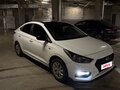 2018 Hyundai Solaris II, белый, 600000 рублей - вид 3