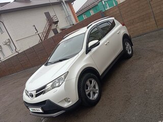 2014 Toyota RAV4 IV (XA40), белый, 1850000 рублей, вид 2