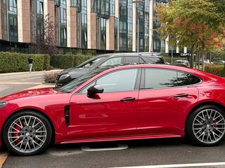 2020 Porsche Panamera GTS II, красный, 8150000 рублей, вид 2