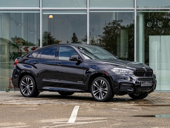 2019 BMW X6 30d II (F16), чёрный, 3995000 рублей - вид 2
