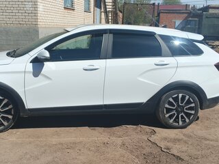 2024 Lada (ВАЗ) Vesta SW Cross I Рестайлинг (NG), белый, 1426000 рублей, вид 3