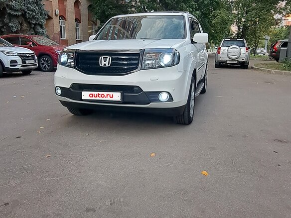 2011 Honda Pilot II Рестайлинг, белый, 2200000 рублей - вид 1