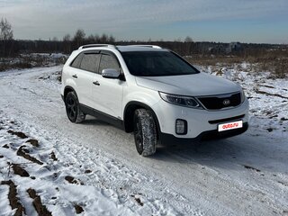 2015 Kia Sorento II Рестайлинг, белый, 2050000 рублей, вид 3