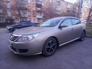 2010 Renault Latitude I, бежевый, 900000 рублей, вид 1