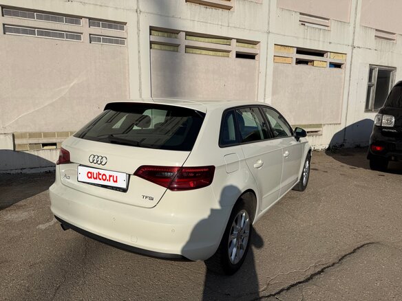 2014 Audi A3 III (8V), белый - вид 4