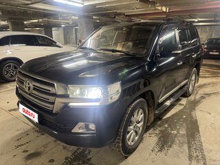 2015 Toyota Land Cruiser 200 Series Рестайлинг 2, чёрный, 7000000 рублей, вид 1