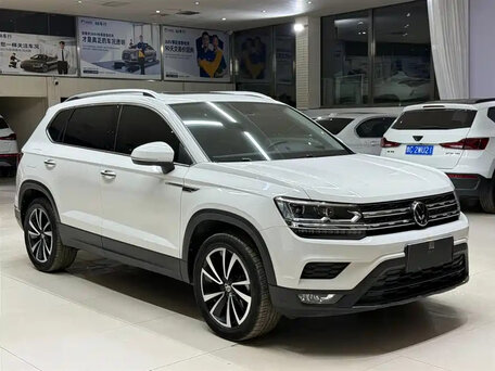 Volkswagen Tharu I
