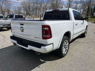 2022 Ram 1500 Crew Cab eTorque V, белый, 12682802 рублей, вид 3
