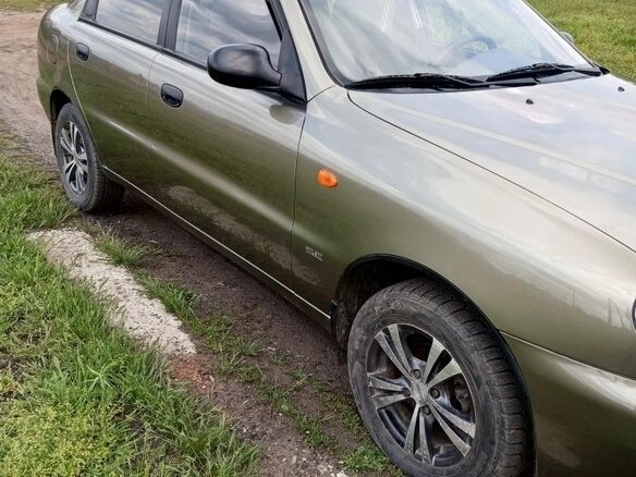 2007 Daewoo Lanos, зелёный, 450000 рублей
