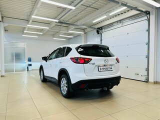 2016 Mazda CX-5 I Рестайлинг, белый, 2069000 рублей, вид 4