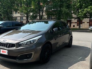 2015 Kia Ceed II Рестайлинг, коричневый, 1150000 рублей, вид 3