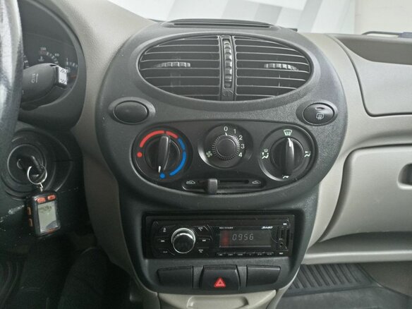 2008 Lada (ВАЗ) Kalina I, бежевый, 154000 рублей - вид 9