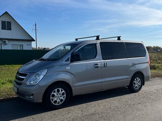 2011 Hyundai Grand Starex I, серый, 1300000 рублей, вид 4