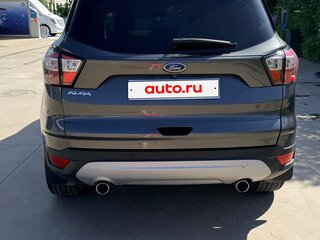 2017 Ford Kuga II Рестайлинг, серый, 1700000 рублей, вид 4