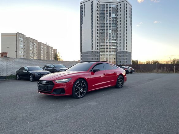 2021 Audi A7 45 TFSI II (4K), красный, 5500000 рублей - вид 5