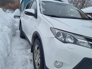 2015 Toyota RAV4 IV (XA40), белый, 1670000 рублей, вид 4