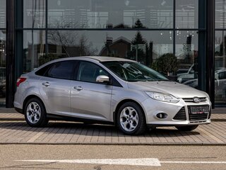 2012 Ford Focus III, серебристый, 795000 рублей, вид 3