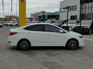 2014 Hyundai Solaris I Рестайлинг, белый, 1125000 рублей, вид 4
