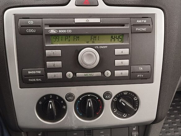 2005 Ford Focus II, синий, 230000 рублей - вид 15