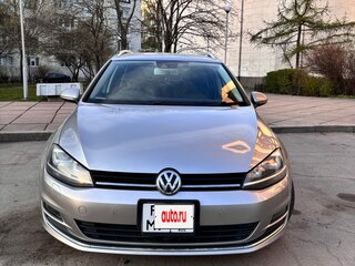 2014 Volkswagen Golf VII, серебристый, 1370000 рублей, вид 2