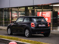2019 Mini Hatch Cooper III (F55/F56) Рестайлинг, чёрный, 2263777 рублей - вид 7
