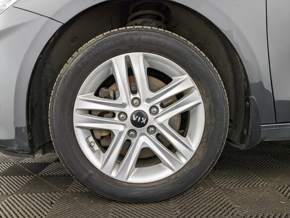 2019 Kia Ceed III, серый - вид 17